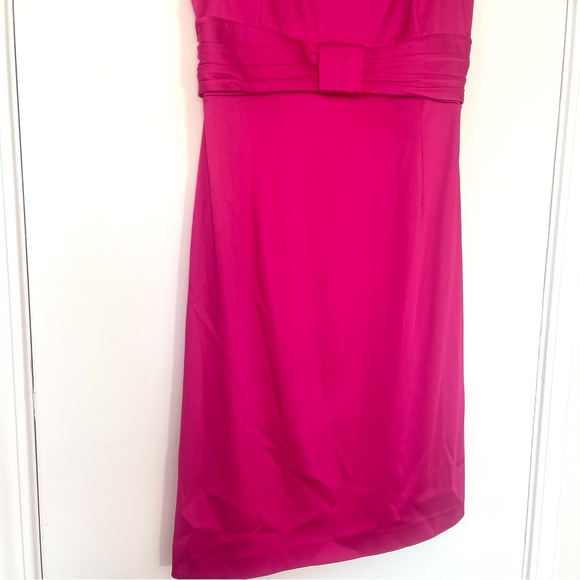 Tahari Arthur S. Levine Fuchsia Satin‎ Sheath Dress with Bow Women's Size 8 - Picture 3 of 9